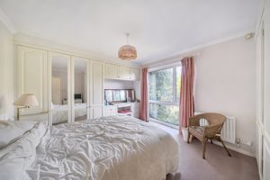 Bedroom- click for photo gallery